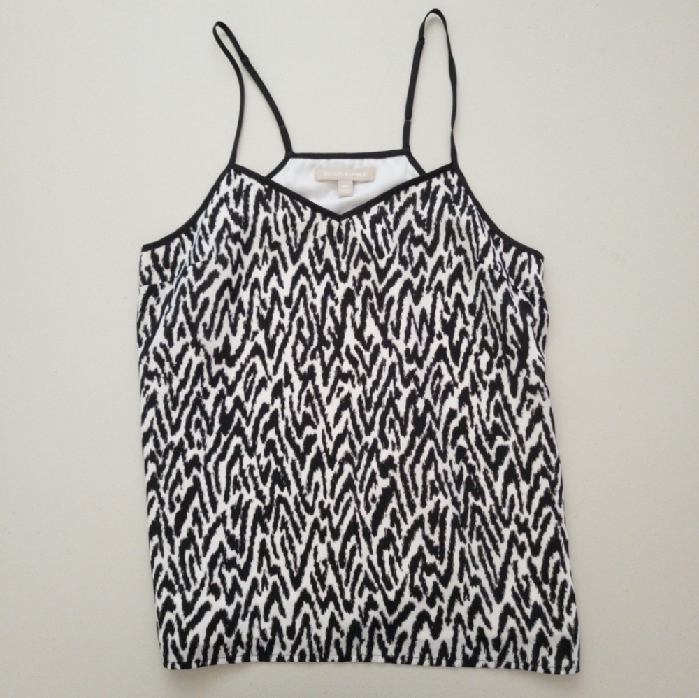 Banana Republic Leopard Sleeveless top